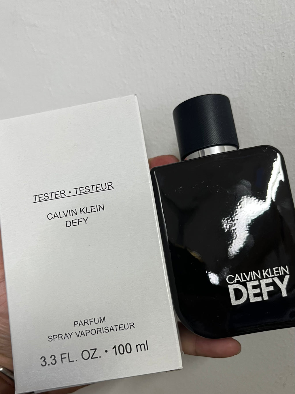 CALVIN KLEIN DEFY PARFUM 100ML 
(TESTER BOX)