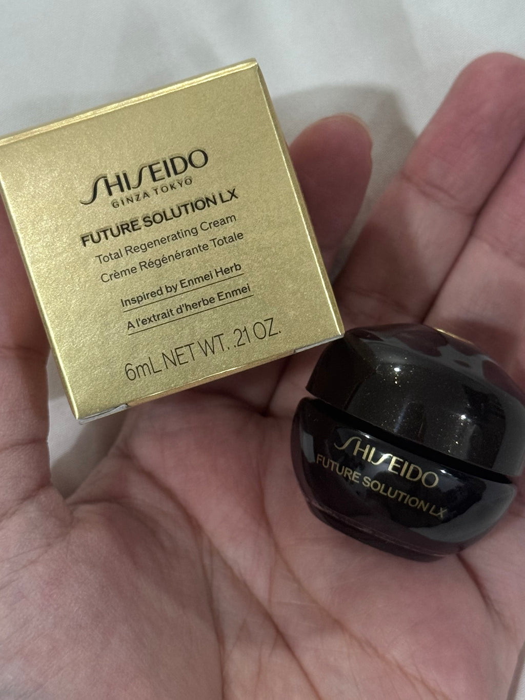 SHISEIDO FUTURE SOLUTION LX TOTAL REGENERATING CREAM 6ML